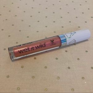 Wet n wild LE megaglo lip gloss in rose quartz